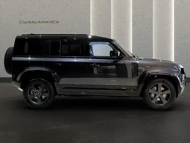 Usado Land Rover Defender SE 301 CV (221 kW) 2025 Grisnegro metalizado SUV
