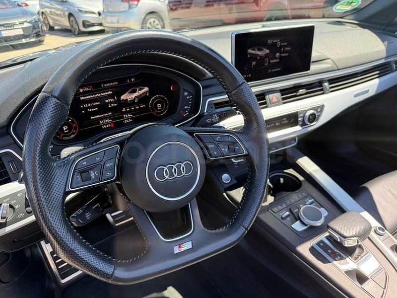 Usado Audi A5 Cabriolet S-Line 286 CV (210 kW) 2018 Gris / plata Descapotable