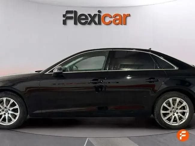 Usado Audi A4 Advanced Plus 150 HP (110 kW) 2019 Preto Sedan