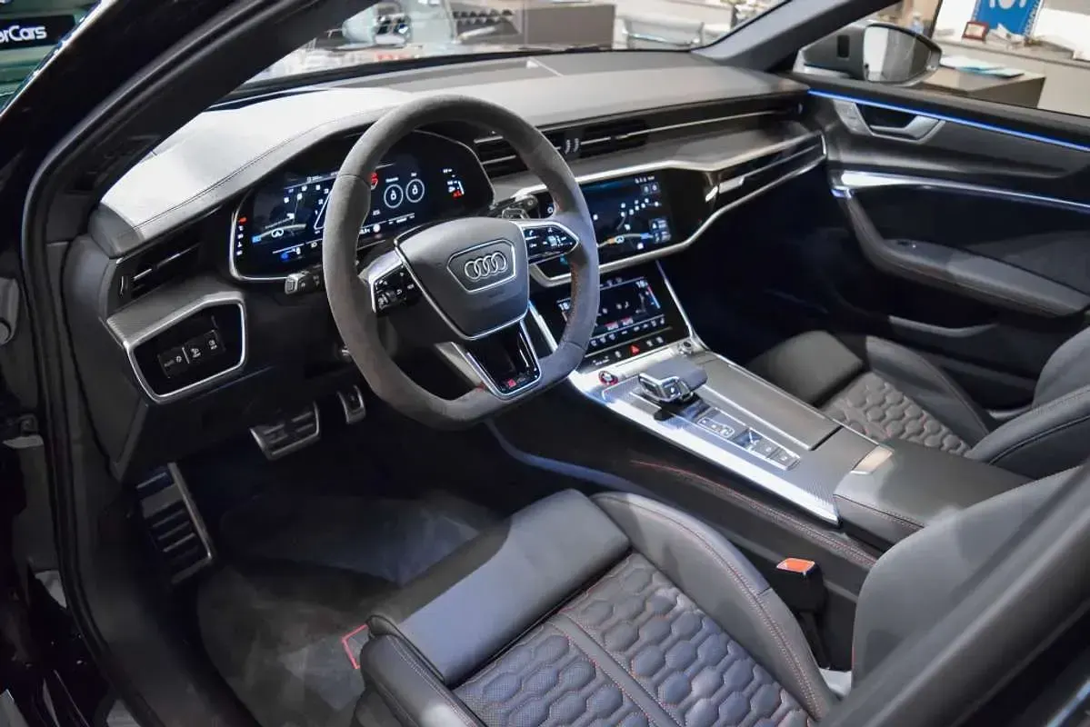Nuevo Audi RS6 Performance 630 CV (463 kW) 2026 Negro Familiar
