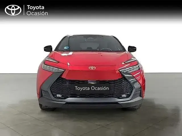 Usado Toyota C-HR 140 CV (102 kW) 2026 Rojo SUV