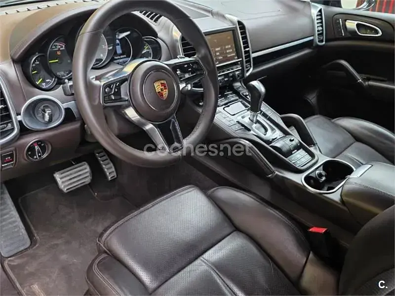 Usado Porsche Cayenne S E-Hybrid 416 CV (305 kW) 2015 Negro SUV
