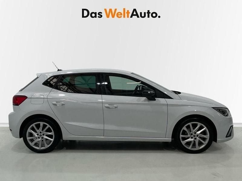 Usado Seat Ibiza FR 150 CV (110 kW) 2024 Blanco Berlina