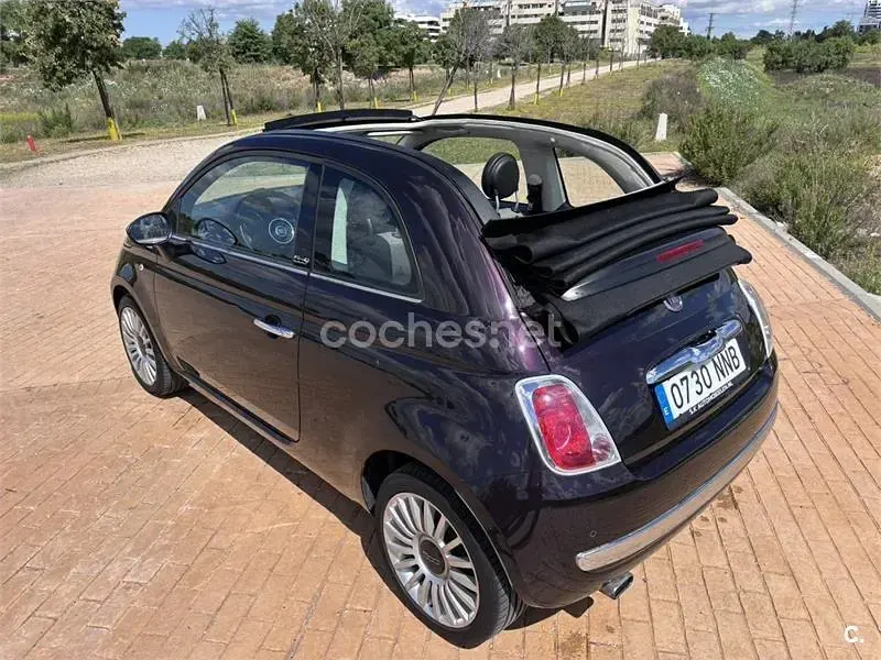Usado Fiat 500C Lounge 85 CV (62 kW) 2012 Violeta / lila Descapotable