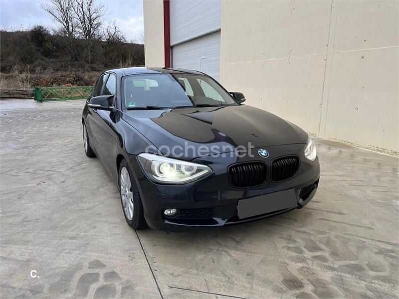 Negro Usado 2015 BMW 116 Utilitario | 11.950 € (Un poco caro) - Imagen 1/4