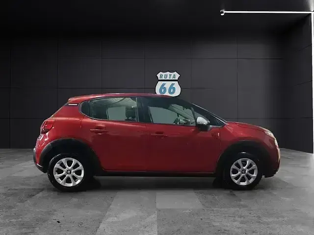 Usado Citroën C3 Feel 82 CV (60 kW) 2019 Rojo Utilitario