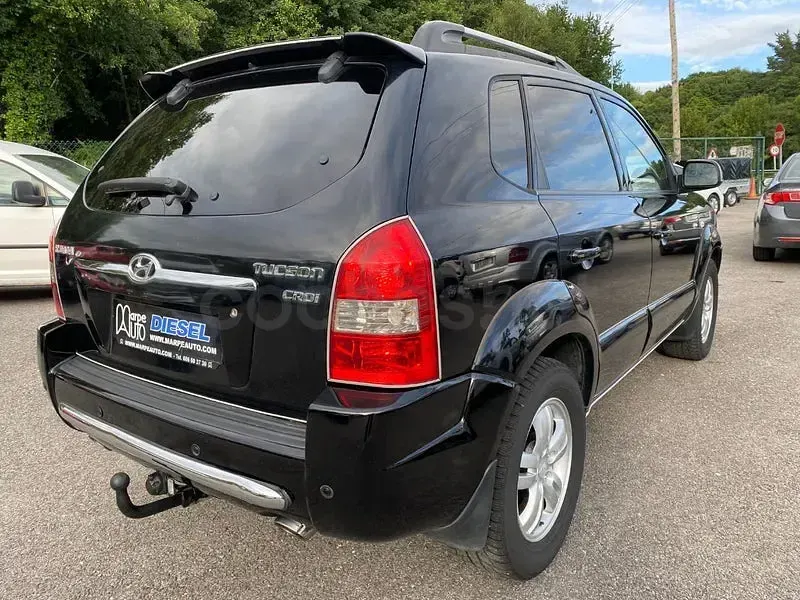 Usado Hyundai Tucson Style 112 CV (82 kW) 2005 Negro SUV