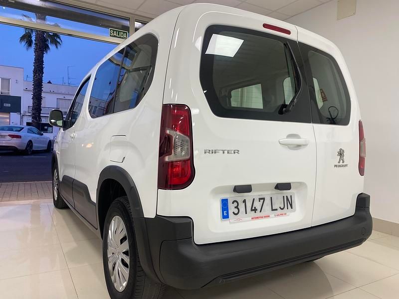 Usado Peugeot Rifter 100 CV (73 kW) 2019 Blanco Monovolumen