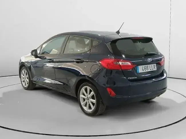 Usado Ford Fiesta Trend 75 CV (55 kW) 2020 Azul Utilitario