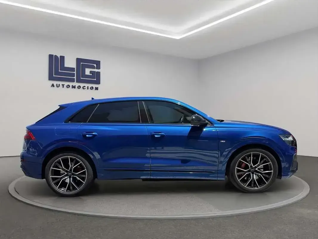 Usado Audi Q8 S-line plus 462 CV (339 kW) 2021 Azul SUV