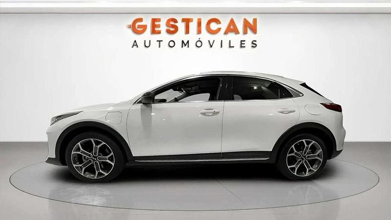 Usado Kia XCeed 141 CV (103 kW) 2022 Blanco SUV