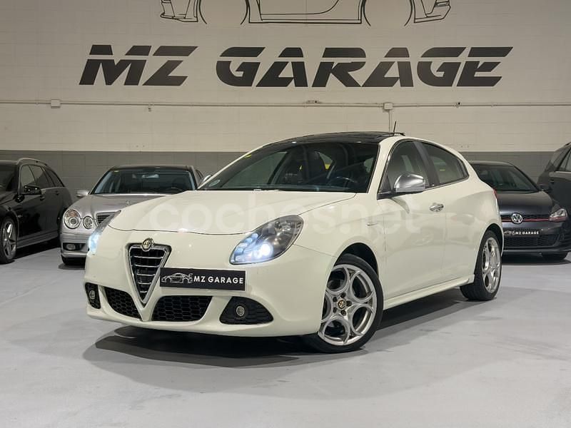 Usado Alfa Romeo Giulietta Distinctive 170 CV (125 kW) 2011 Blanco Berlina