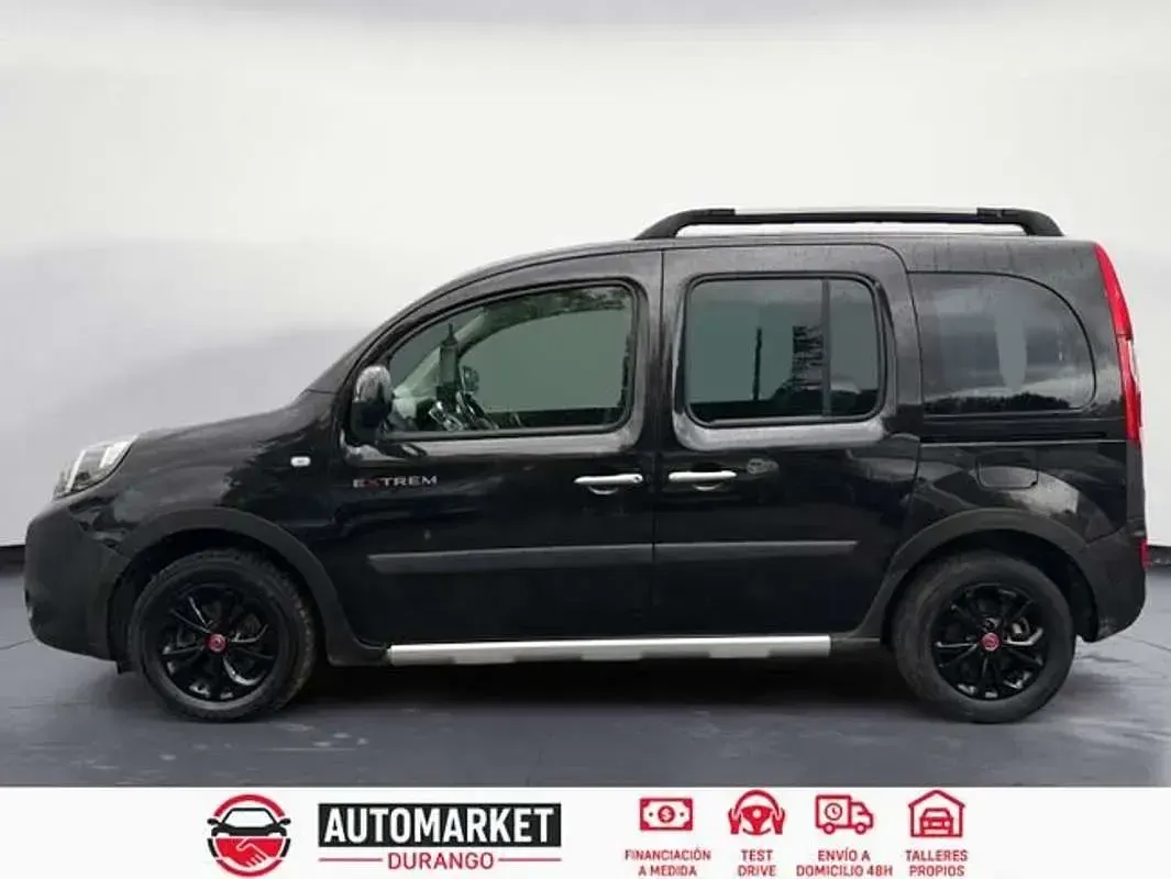 Usado Renault Kangoo 95 CV (69 kW) 2019 Negro Monovolumen