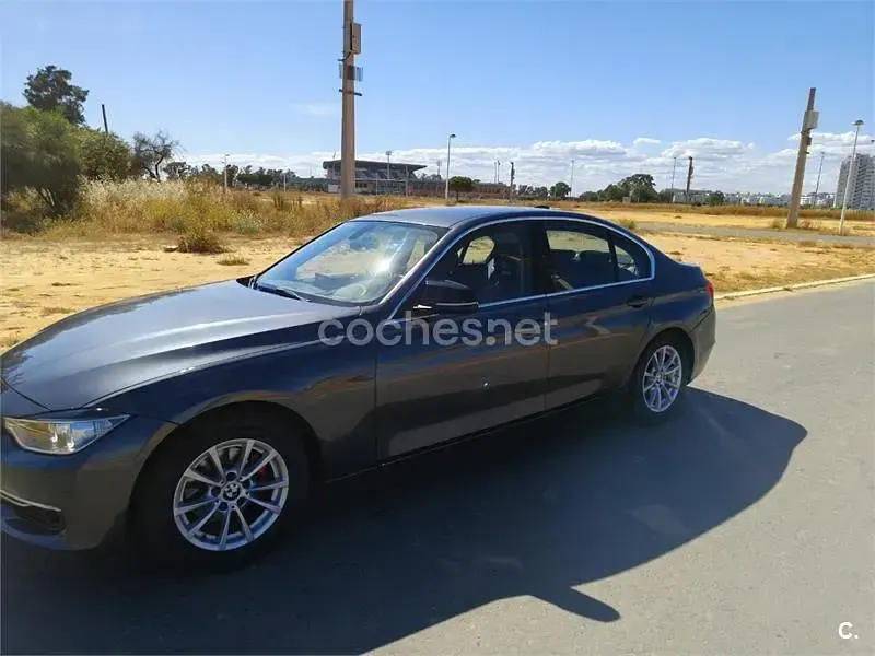 Usado BMW 320 Efficient Dynamics 163 CV (119 kW) 2012 Azul Berlina