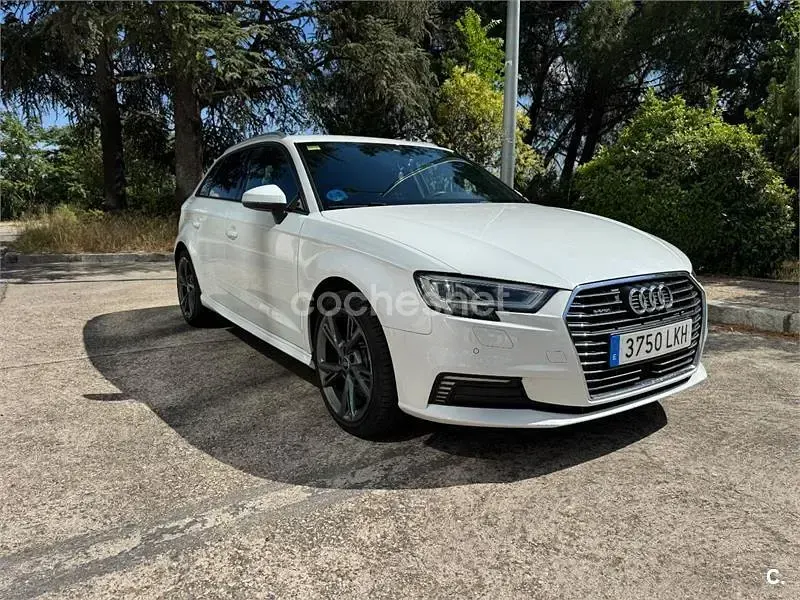 Usado Audi A3 S-Line 204 CV (150 kW) 2020 Blanco Berlina