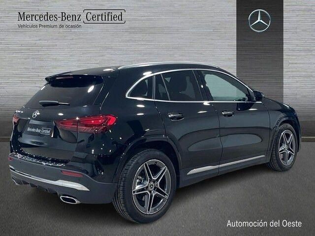 Usado Mercedes GLA200 AMG line 163 CV (119 kW) 2026 Negro cosmos SUV