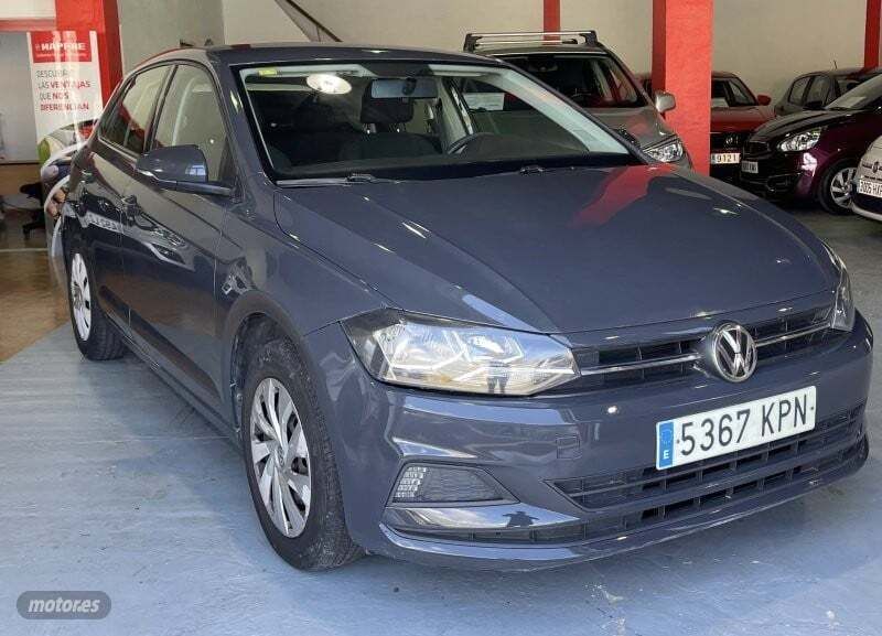 Gris Usado 2018 VW Polo Advance Berlina | 11.300 € (Un poco caro) - Imagen 1/4