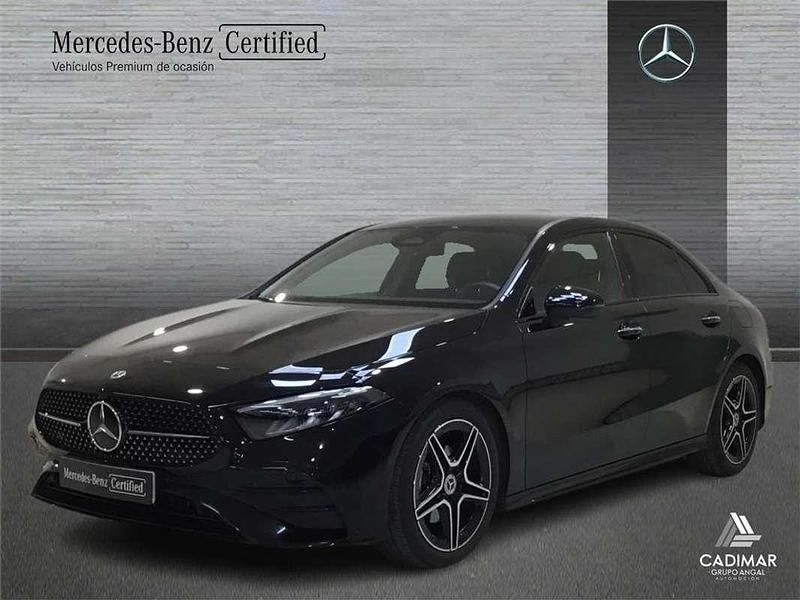 Usado Mercedes A180 136 CV (100 kW) 2024 Berlina