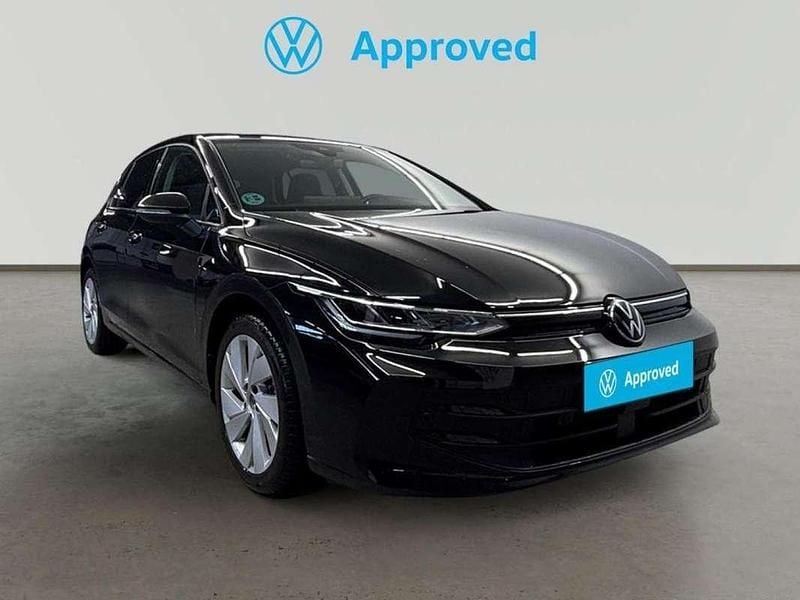 Usado VW Golf VIII 116 CV (85 kW) 2025 Gris Utilitario