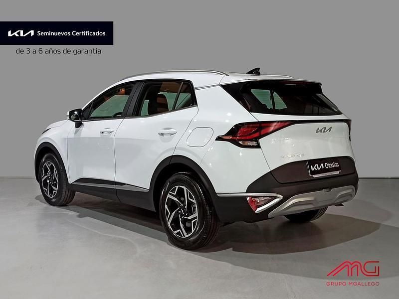 Usado Kia Sportage 160 CV (117 kW) 2025 Cassa white (wd) SUV