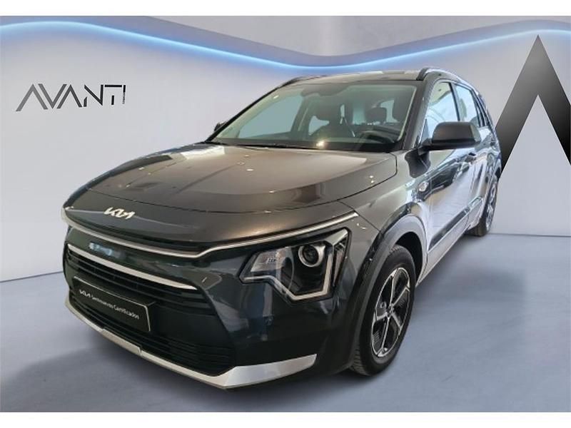 Usado Kia Niro 141 CV (103 kW) 2023 Gris SUV