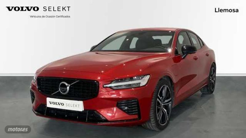 Rojo Usado 2022 Volvo S60 R-Design Berlina | 45.900 € - Imagen 1/4