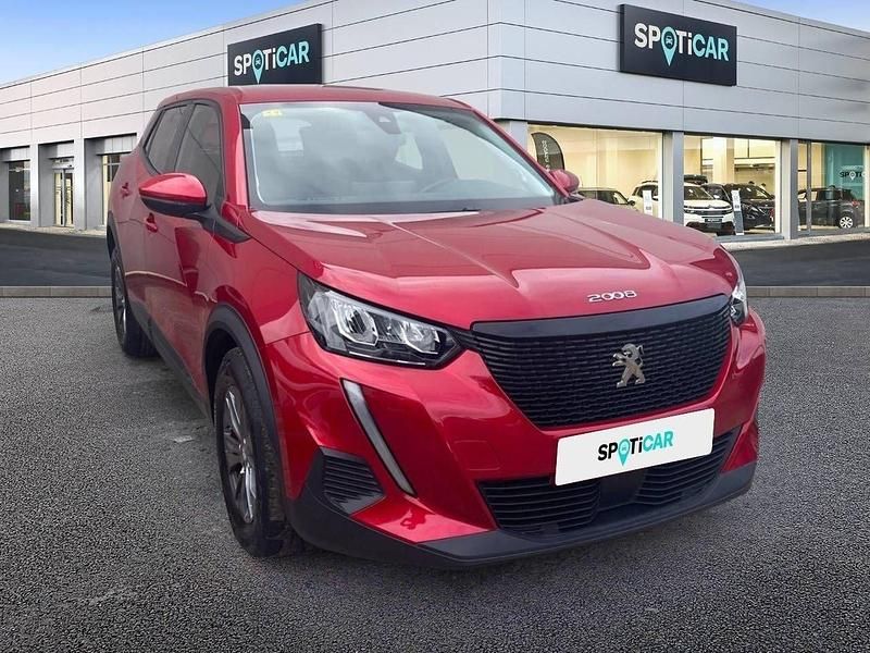 Usado Peugeot 2008 Style 100 CV (73 kW) 2021 Rojo SUV