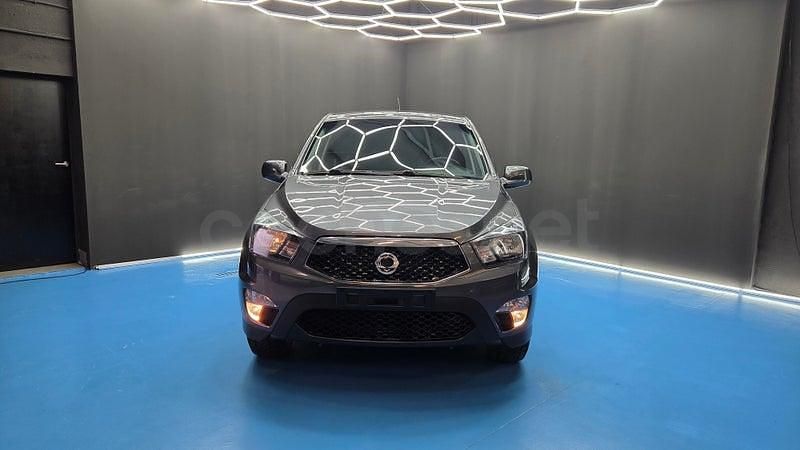 Usado Ssangyong (KGM) Actyon 155 CV (114 kW) 2015 Gris / plata Pickup/Camioneta