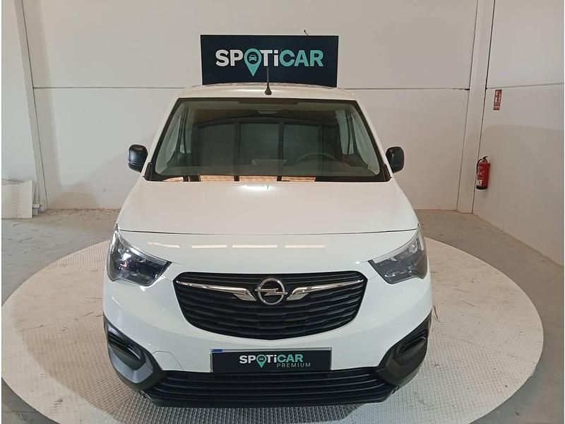 Usado Opel Combo Business Edition 102 CV (75 kW) 2022 Blanco Monovolumen