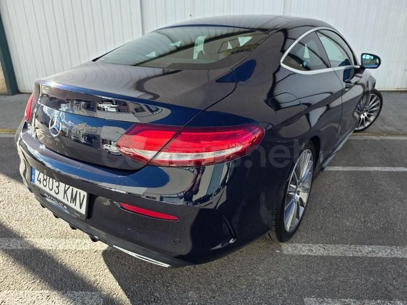 Usado Mercedes C220 170 CV (125 kW) 2018 Azul Coupe
