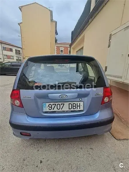 Usado Hyundai Getz GLS 82 CV (60 kW) 2004 Azul Utilitario