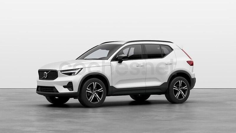 Blanco Usado 2025 Volvo XC40 Plus SUV | 37.500 € - Imagen 1/3