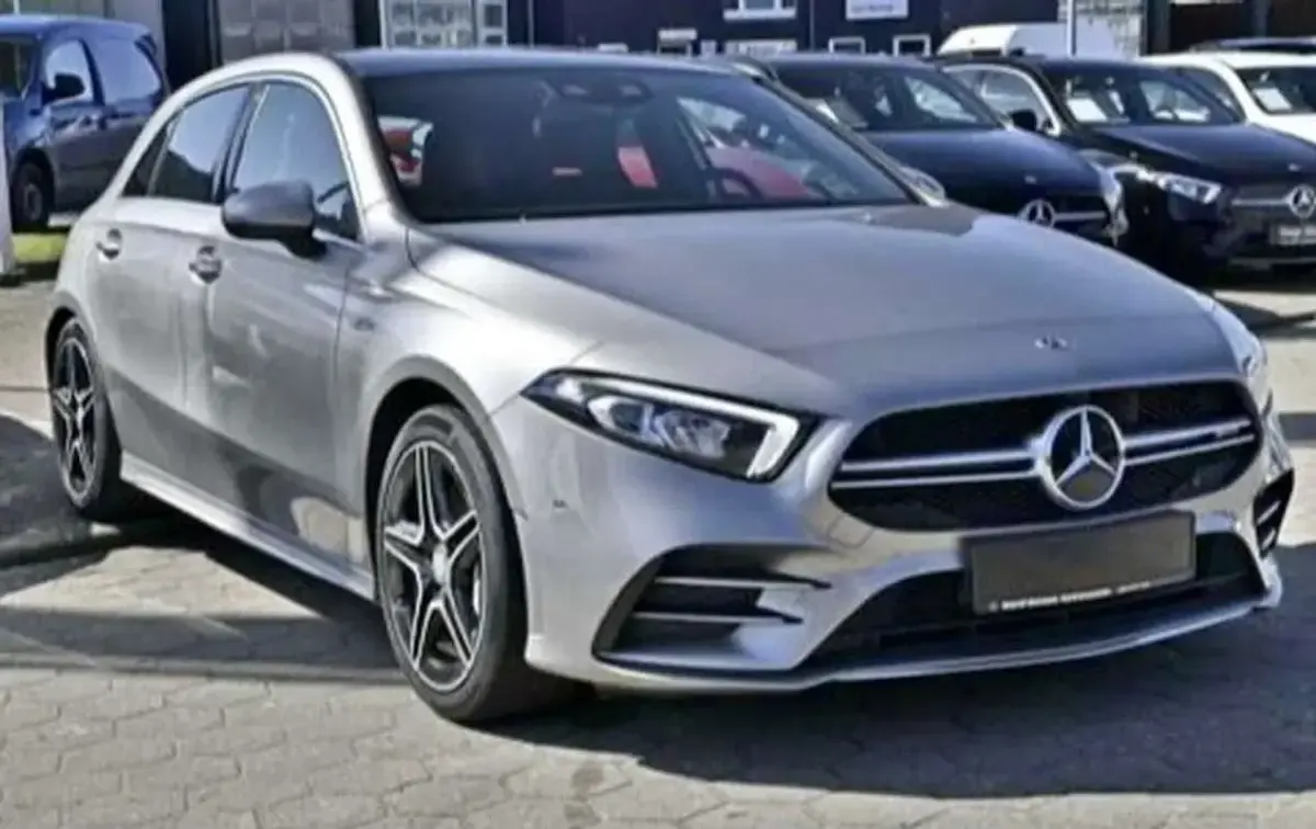 Usado Mercedes A35 AMG AMG 306 CV (225 kW) 2019 Gris Berlina