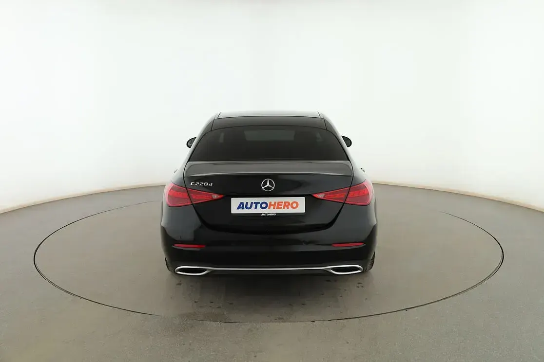 Usado Mercedes C220 Avantgarde 220 CV (161 kW) 2024 Negro Berlina