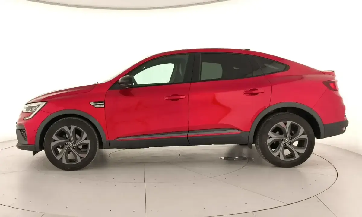 Usado Renault Arkana R.S. 160 CV (117 kW) 2023 Rojo SUV