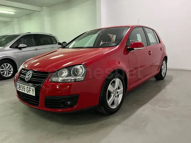 Usado VW Golf VI GT 105 CV (77 kW) 2008 Rojo Utilitario