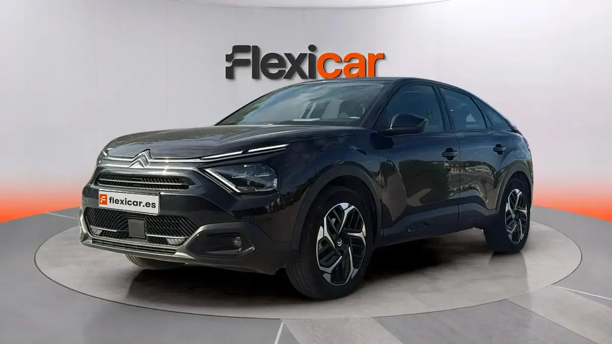 Używany Citroën C4 Feel 131 KM (96 kW) 2023 Czarny SUV