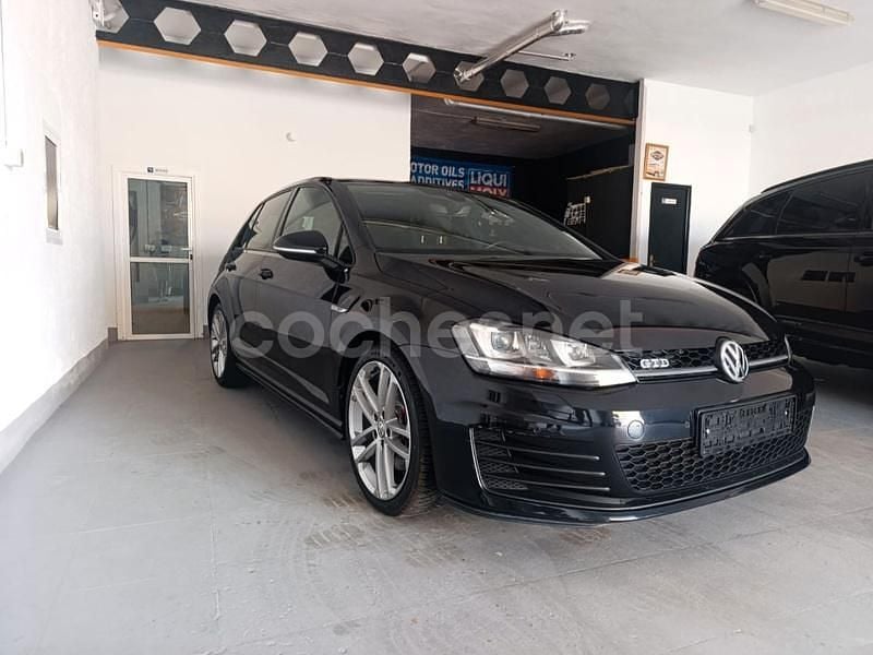Negro Usado 2017 VW Golf VII GTD Berlina | 16.000 € (Buen precio) - Imagen 1/4