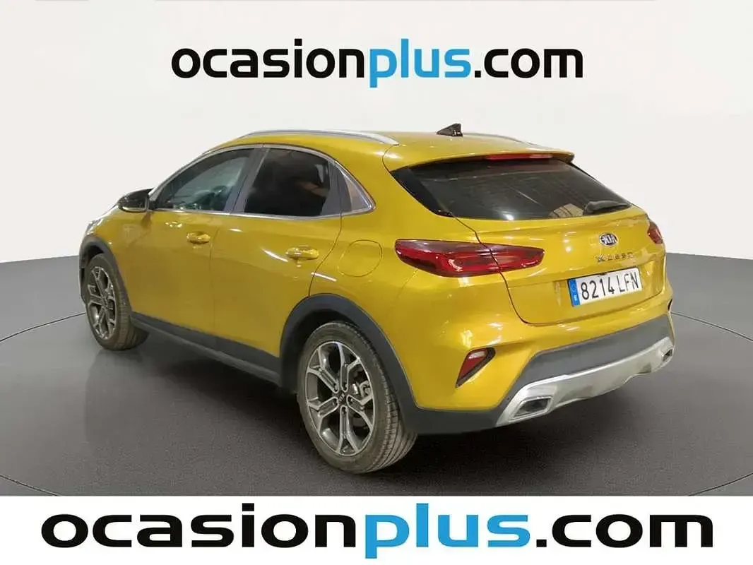 Usado Kia XCeed 120 CV (88 kW) 2020 Amarillo SUV