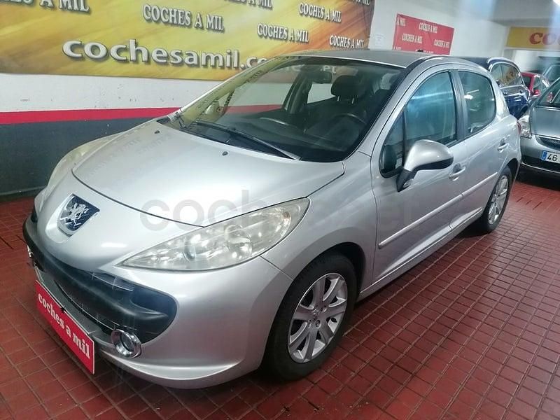 Usado Peugeot 207 110 CV (80 kW) 2007 Gris / plata Berlina