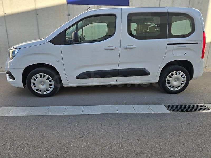 Usado Opel Combo Life Edition 102 CV (75 kW) 2023 Blanco Monovolumen