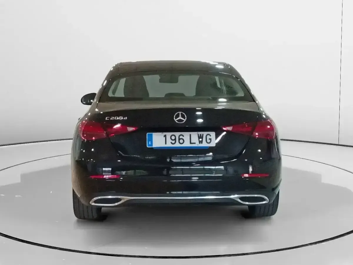 Usado Mercedes C200 163 CV (119 kW) 2022 Negro Berlina