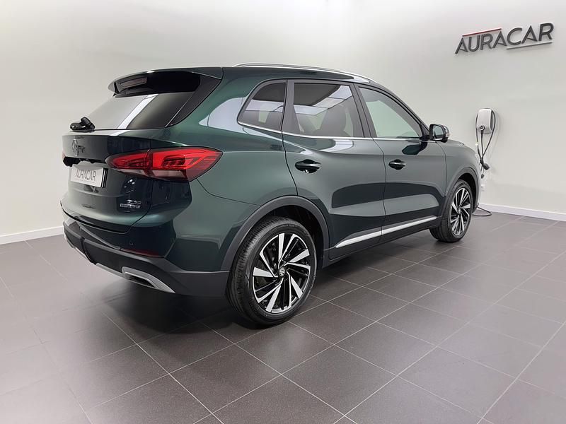 Usado MG ZS Luxury 197 CV (144 kW) 2024 Verde Berlina