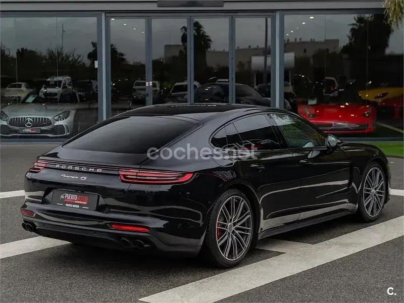 Usado Porsche Panamera 4S 420 CV (308 kW) 2018 Negro Utilitario