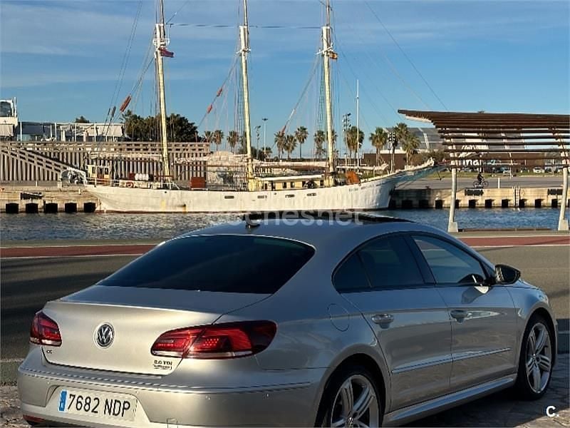 Usado VW CC R-line 184 CV (135 kW) 2016 Gris / plata Berlina