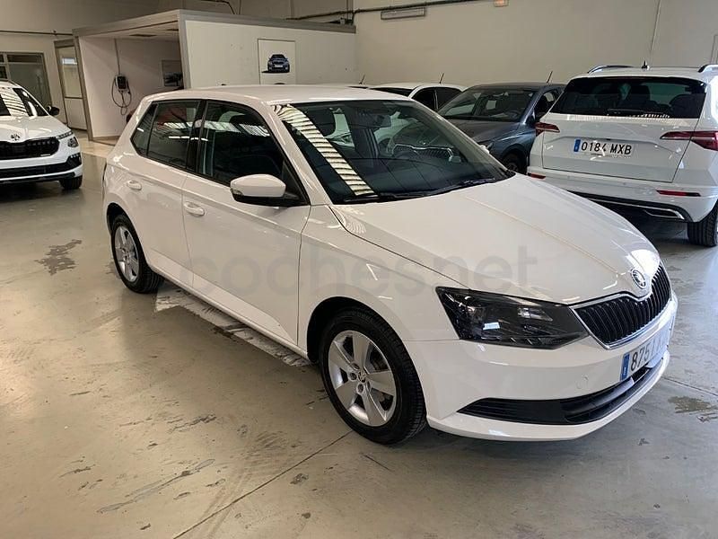 Usado Skoda Fabia 75 CV (55 kW) 2018 Blanco Berlina