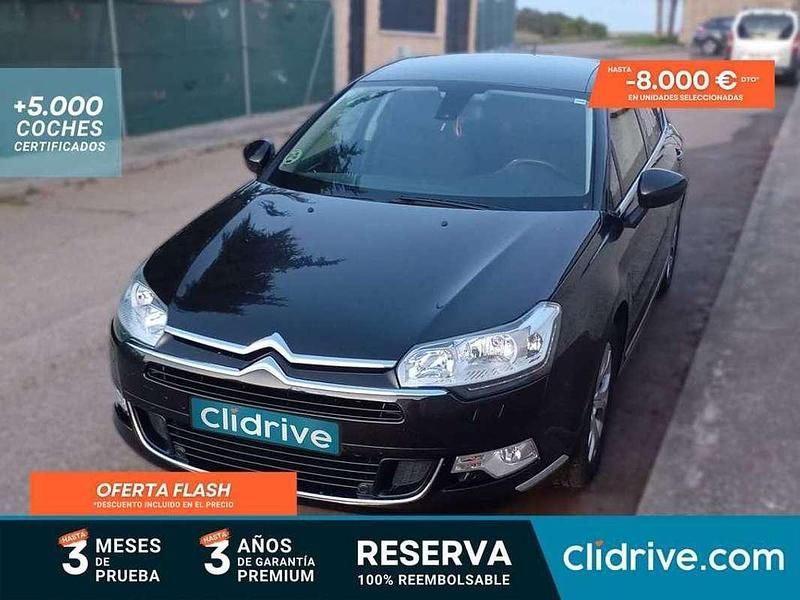 Usado Citroën C5 136 HP (100 kW) 2013 Preto Sedan