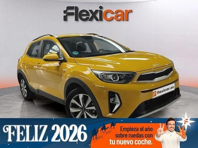 Amarillo Usado 2023 Kia Stonic SUV | 13.490 € (Precio justo) - Imagen 1/4