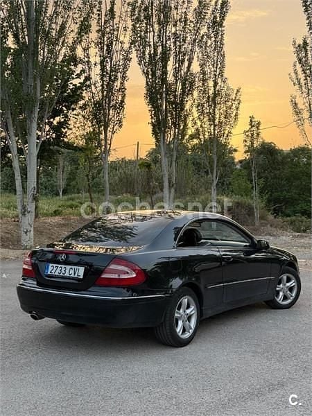 Usado Mercedes CLK240 Avantgarde 170 CV (125 kW) 2003 Negro Coupe
