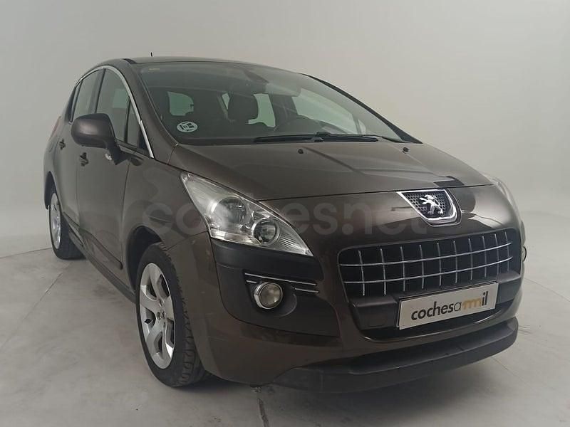 Usado Peugeot 3008 Allure 150 CV (110 kW) 2011 Marrón Berlina